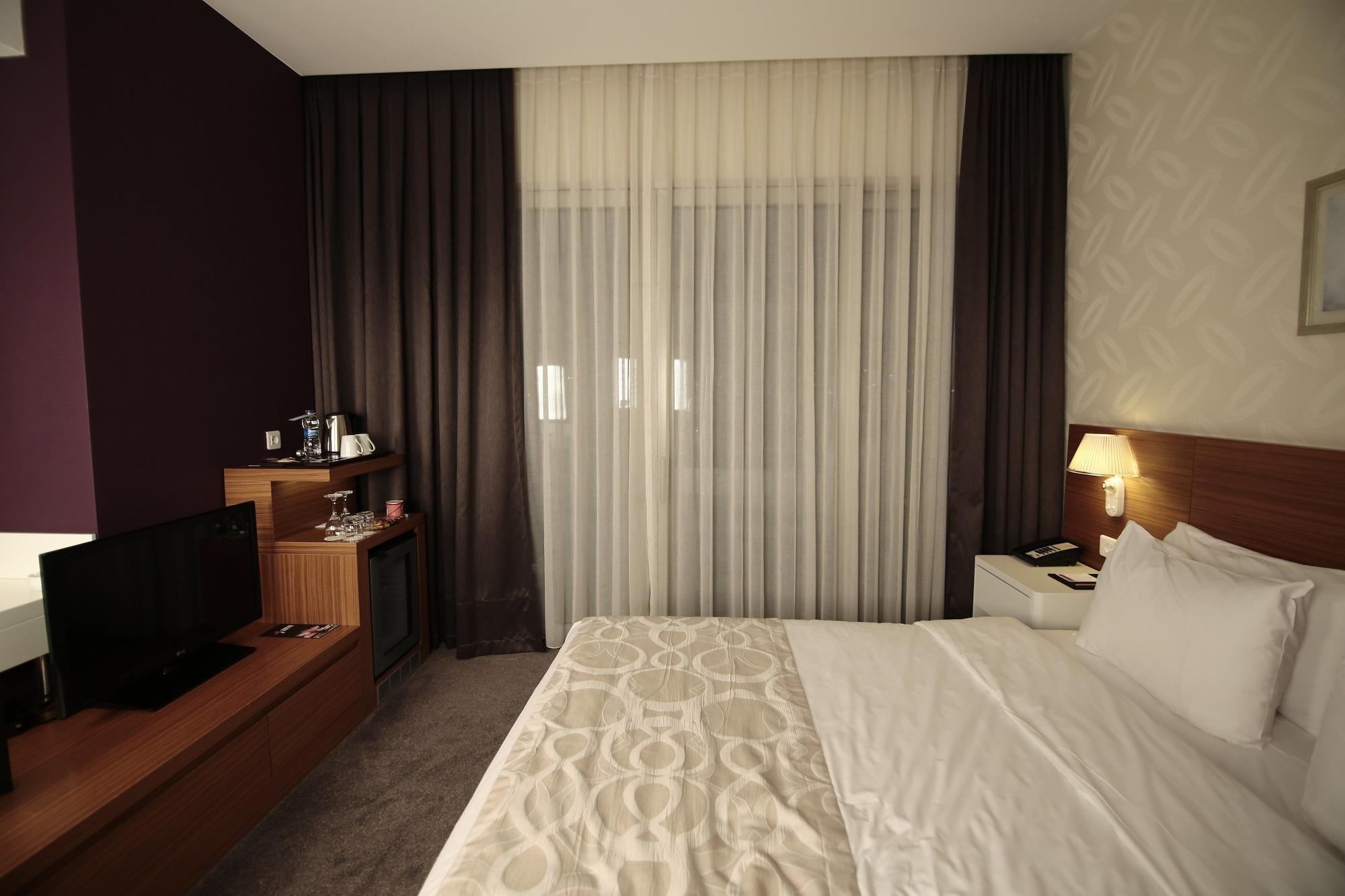 Ramada Plaza By Wyndham Istanbul Asia Airport Kocaeli Eksteriør bilde